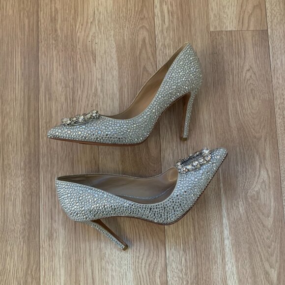 Badgley Mischka Cher II Embellished Pointed-Toe Pumps Heels - Picture 3 of 13